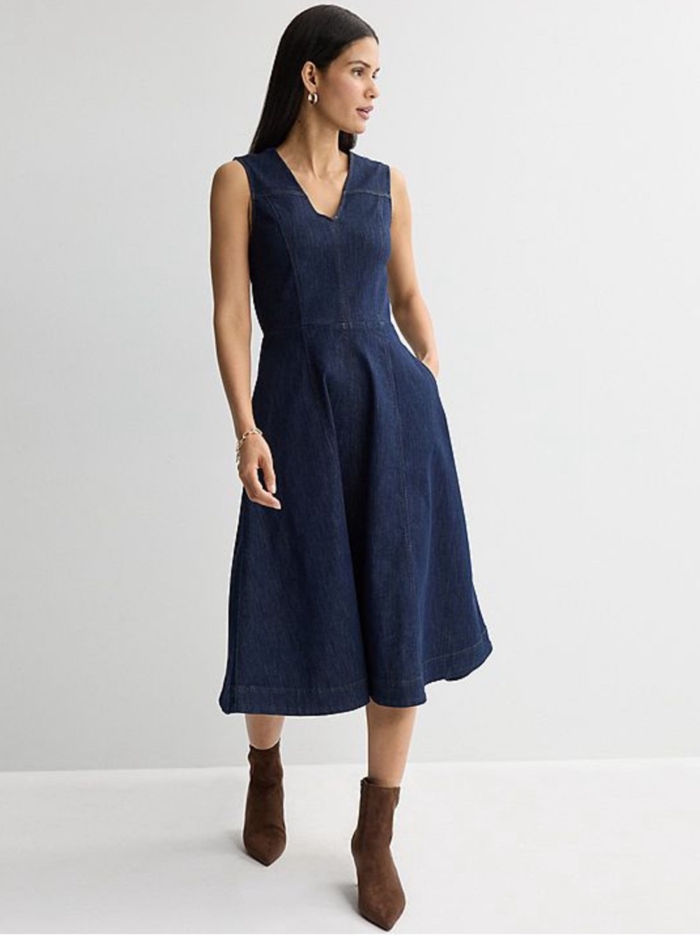 Nine West Demin Sleeveless Navy V-Neck Midi Dress